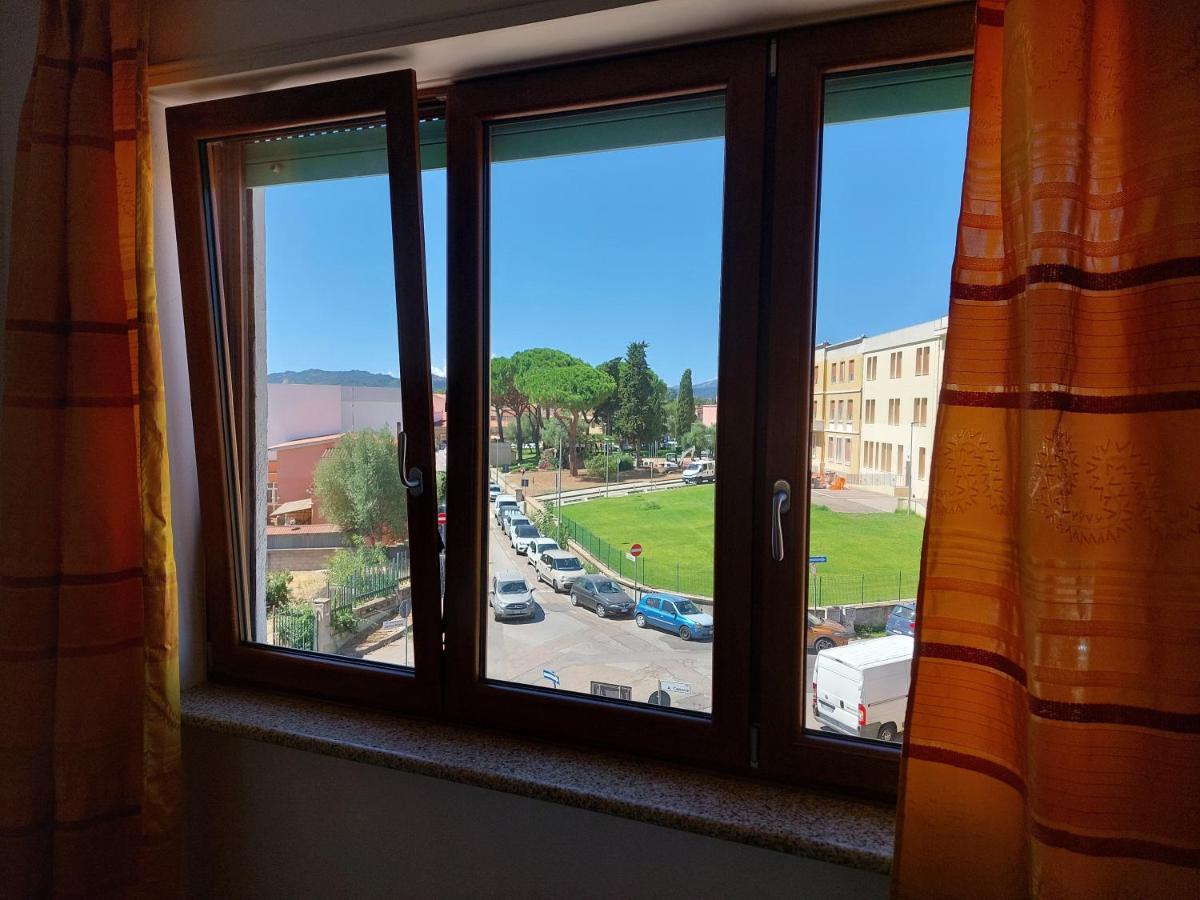 Casa Fois Lägenhet Olbia Exteriör bild